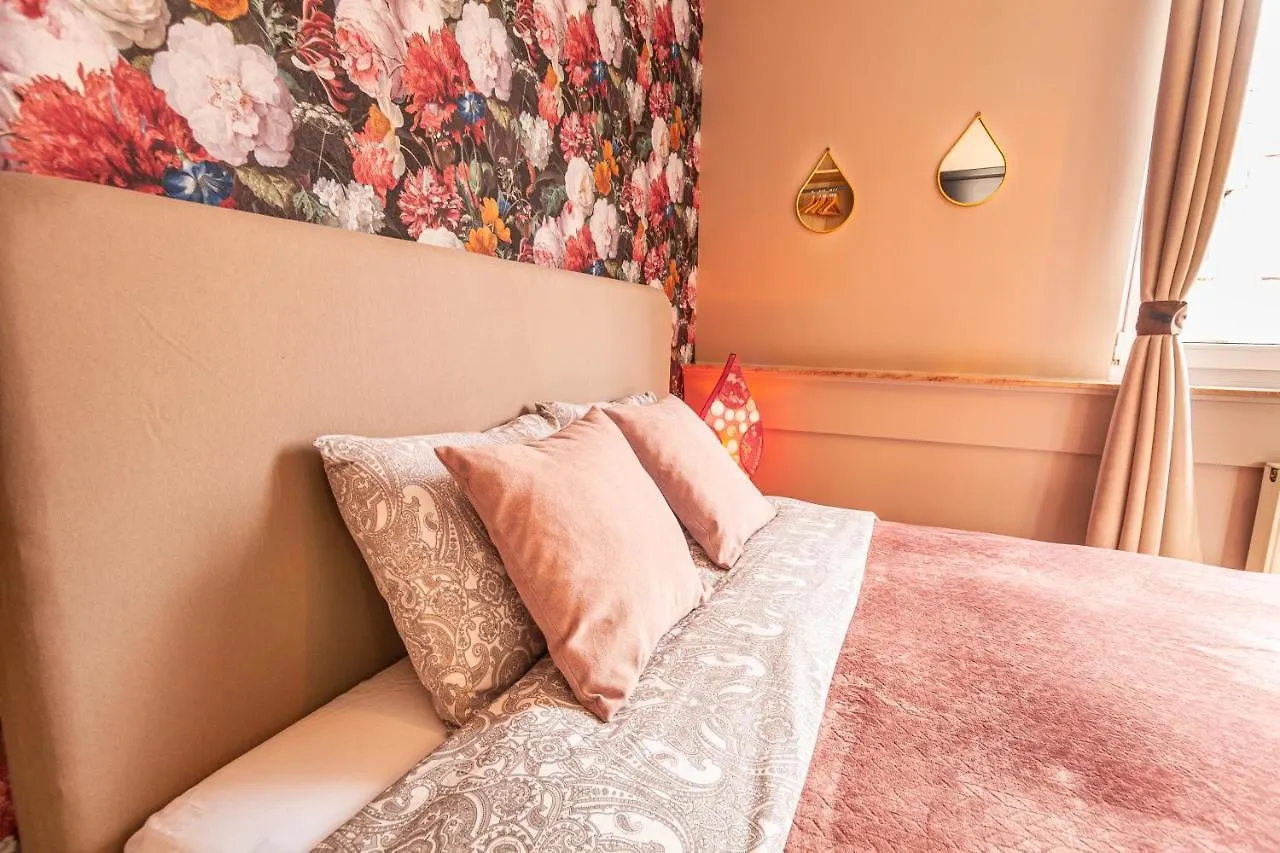Luxury Suites Boutique By Rikas Hotels Antwerp Apartment