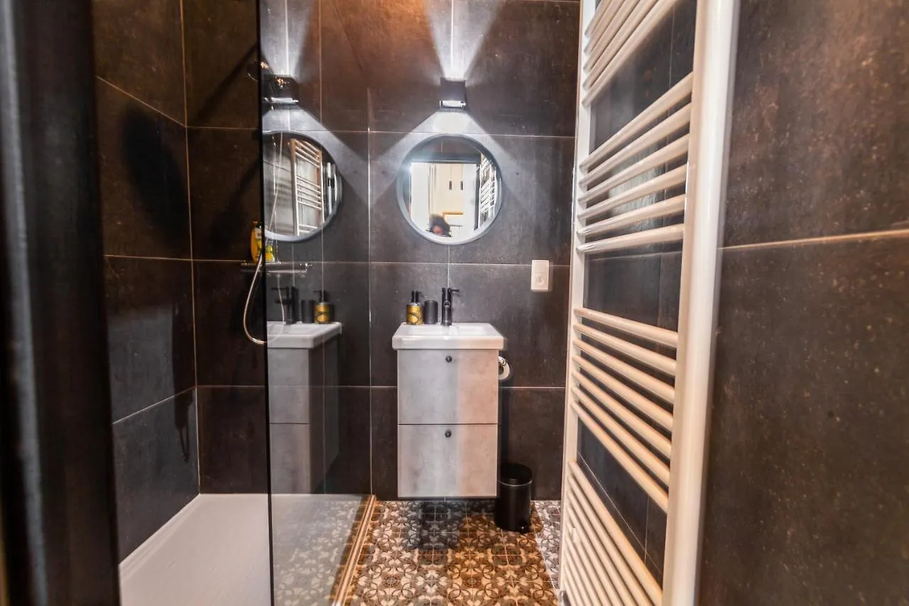 Luxury Suites Boutique By Rikas Hotels Antwerp Apartment